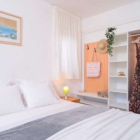 Novak Guesthouse - Zf Hvar Хвар Екстериор снимка