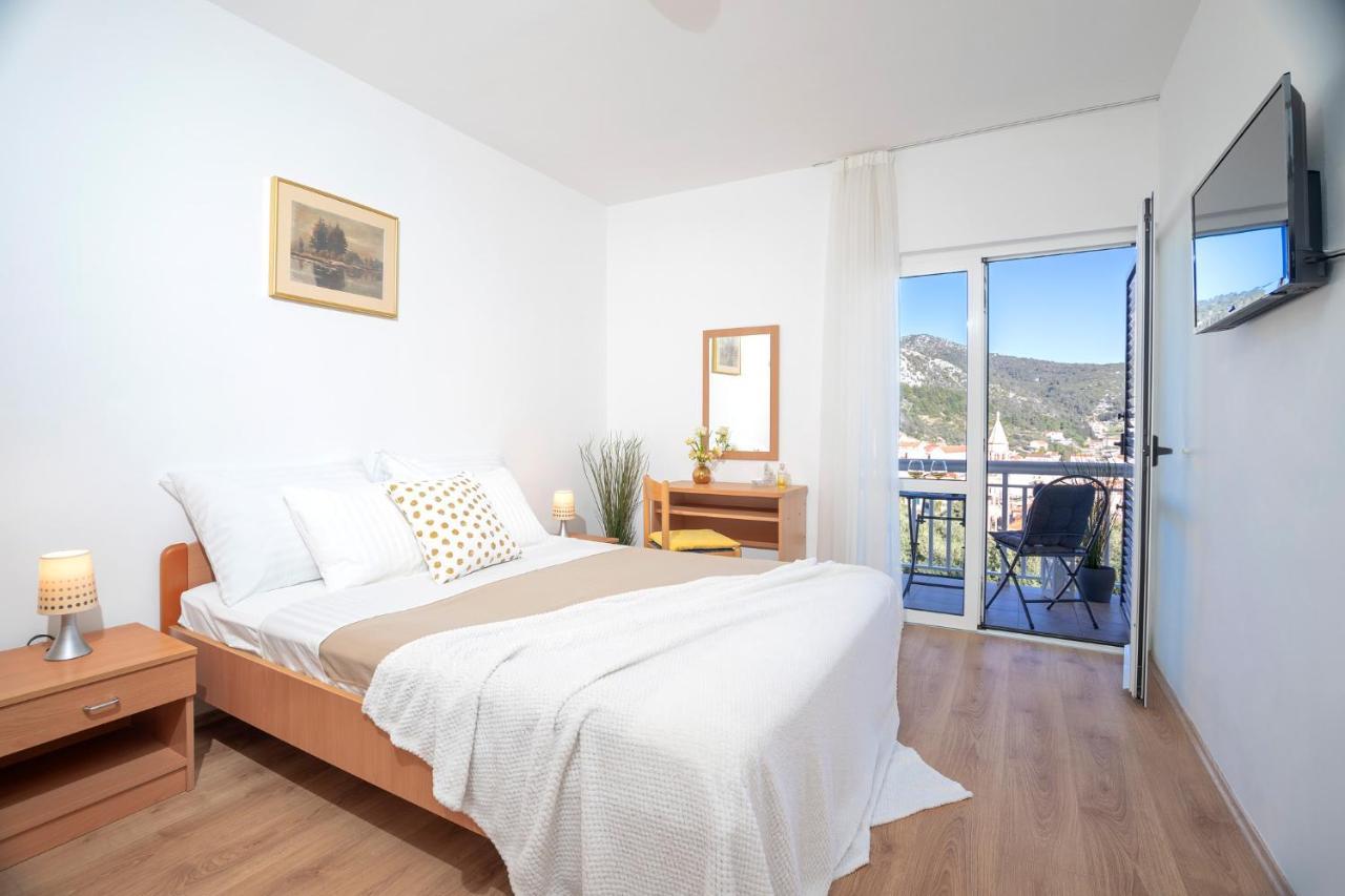 Novak Guesthouse - Zf Hvar Хвар Екстериор снимка