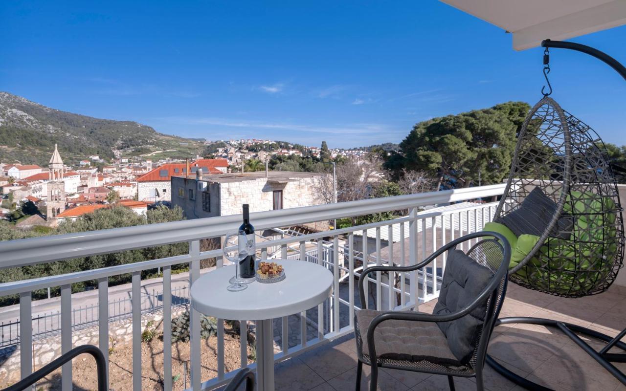 Novak Guesthouse - Zf Hvar Хвар Екстериор снимка