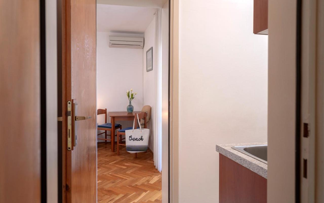Novak Guesthouse - Zf Hvar Хвар Екстериор снимка