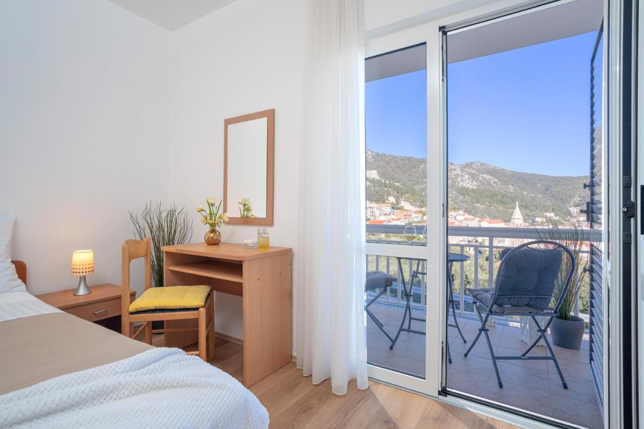 Novak Guesthouse - Zf Hvar Хвар Екстериор снимка