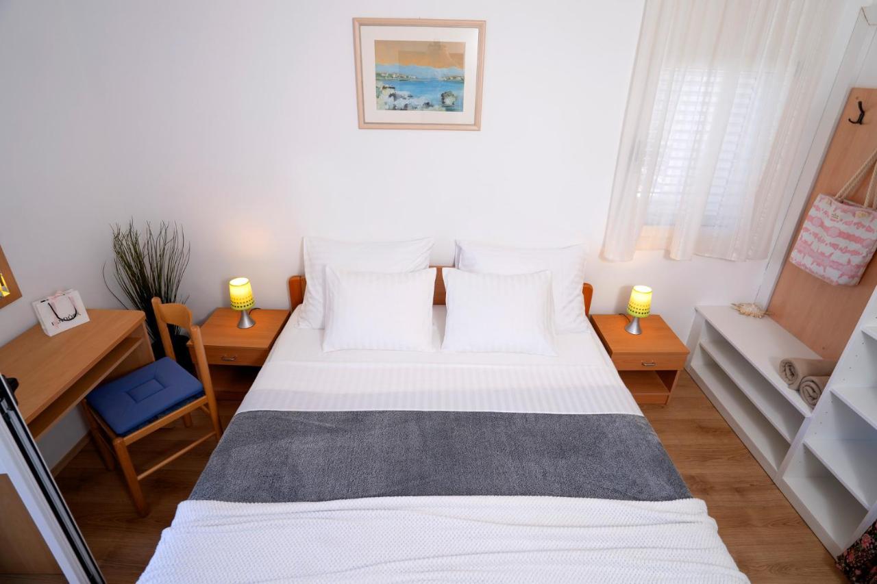Novak Guesthouse - Zf Hvar Хвар Екстериор снимка