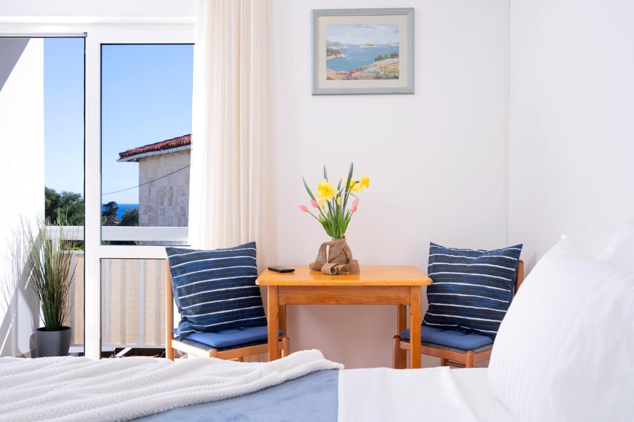 Novak Guesthouse - Zf Hvar Хвар Екстериор снимка